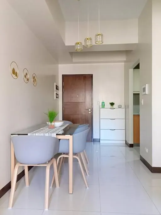 Apartment Beautiful High End Condo In City Center, Manila